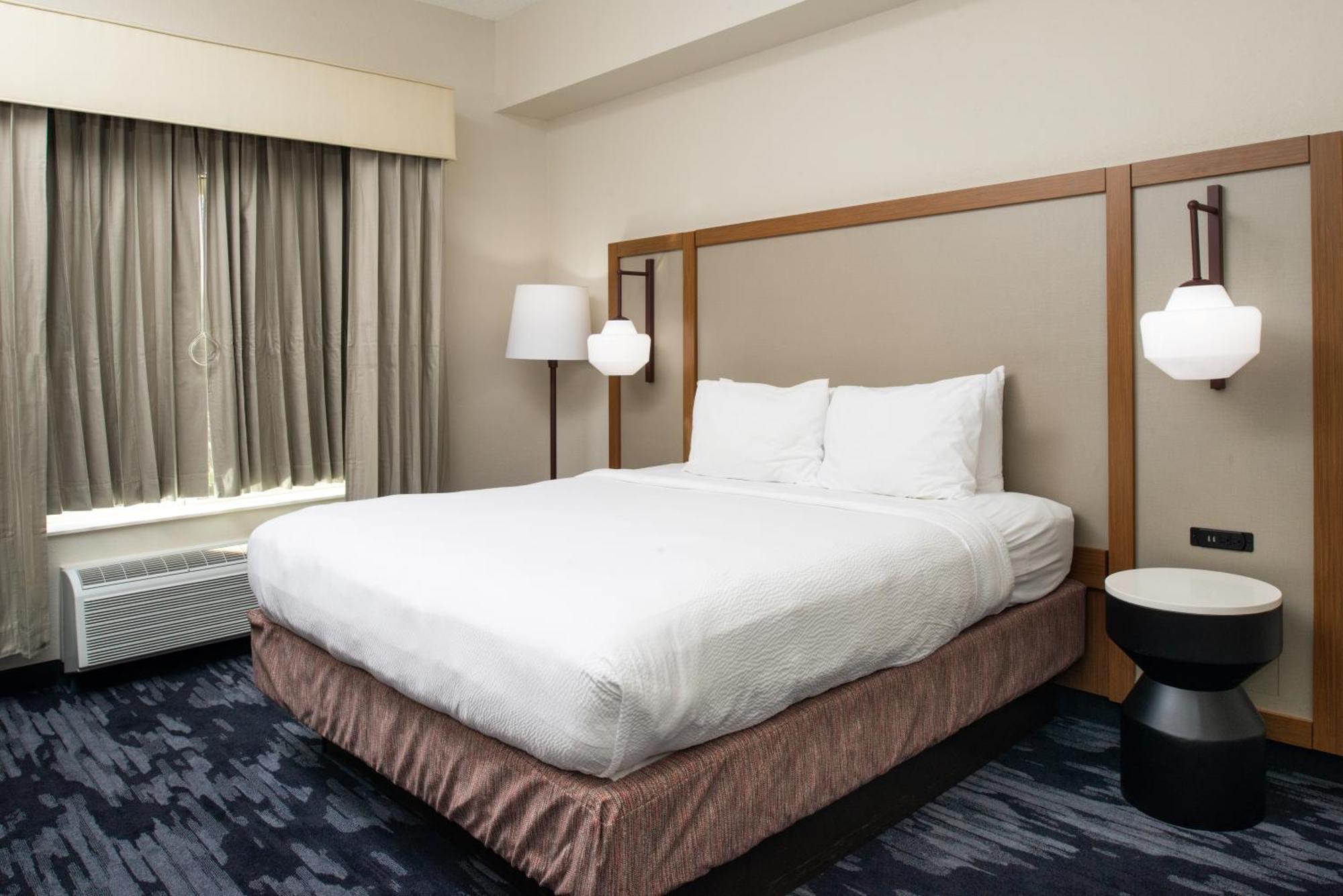 Fairfield Inn & Suites Greensboro Wendover Ngoại thất bức ảnh