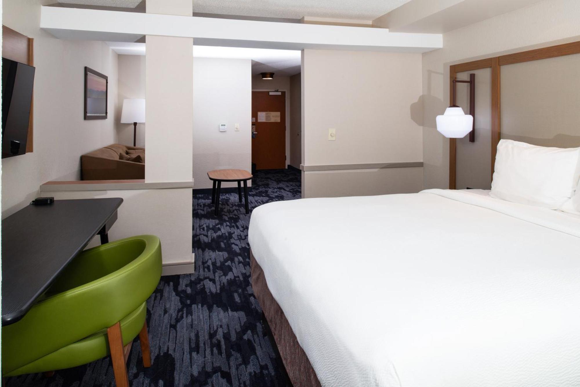 Fairfield Inn & Suites Greensboro Wendover Ngoại thất bức ảnh